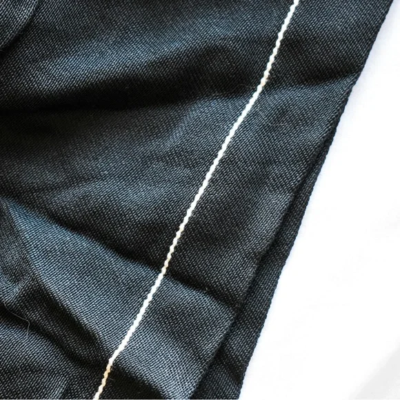 BASSIKE  Black Casual Shorts with contrast stitch - Picture 3 of 11